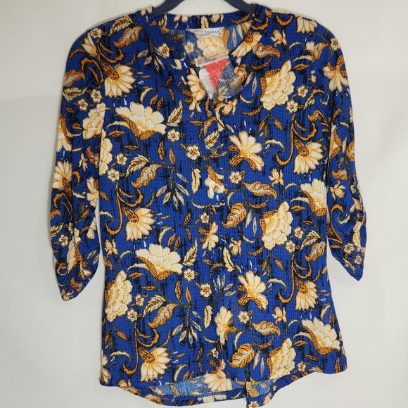 Emily Daniel's Stretchy Top - Picture 10 of 10